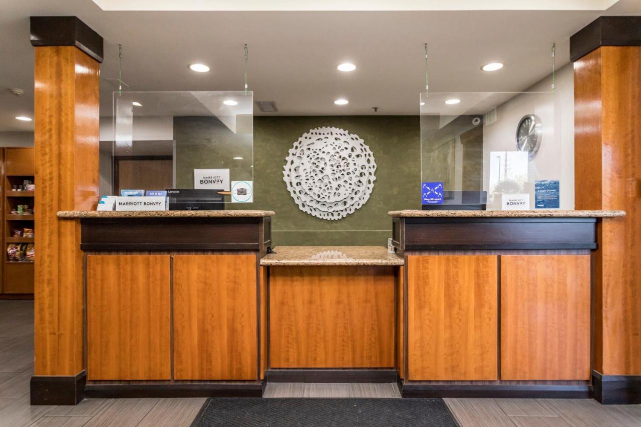 Fairfield Inn Сейнт Джордж Екстериор снимка