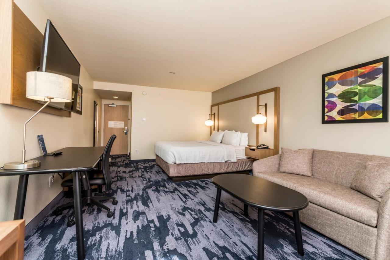 Fairfield Inn Сейнт Джордж Екстериор снимка