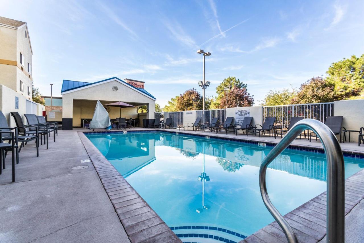 Fairfield Inn Сейнт Джордж Екстериор снимка