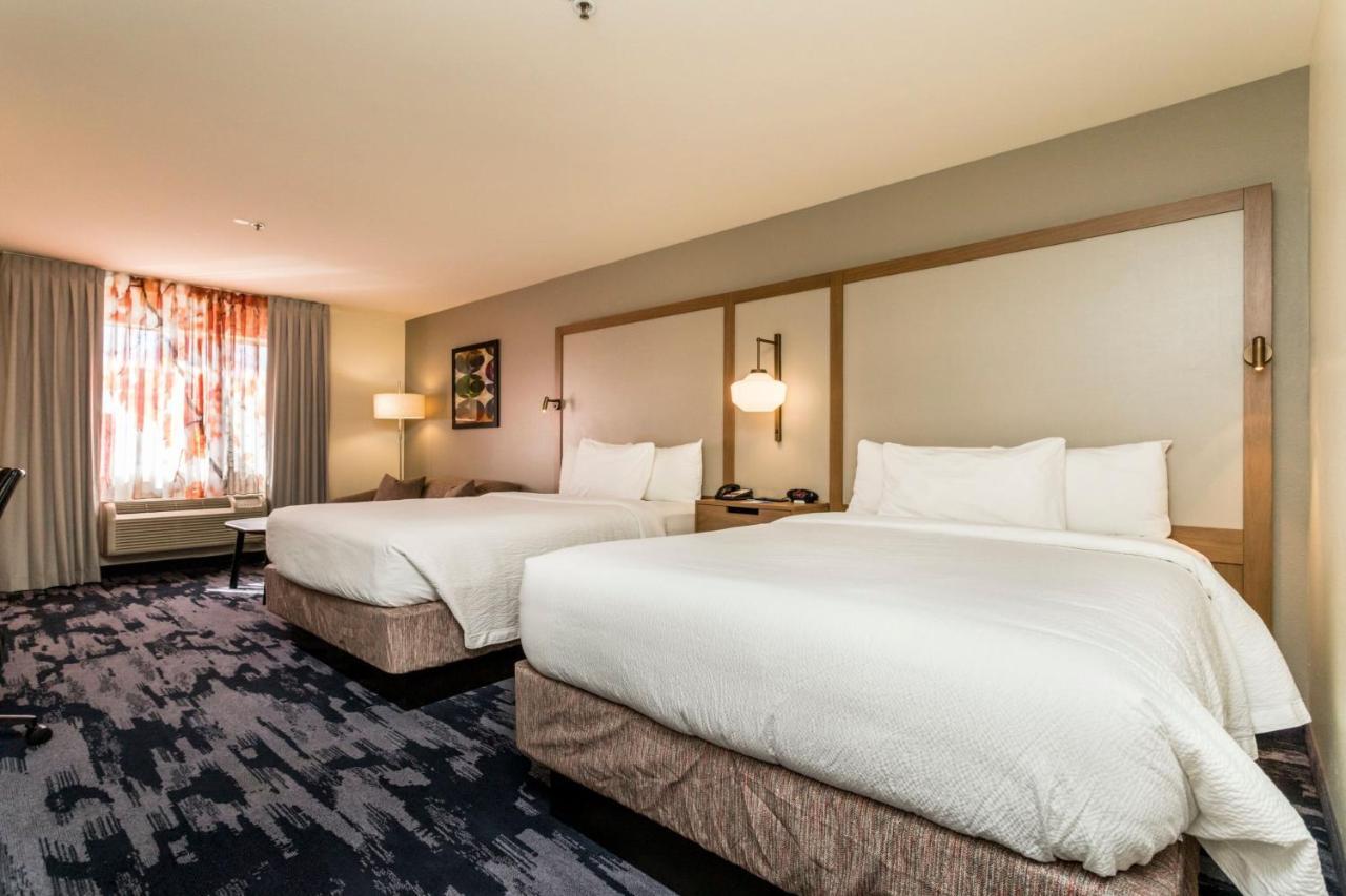 Fairfield Inn Сейнт Джордж Екстериор снимка