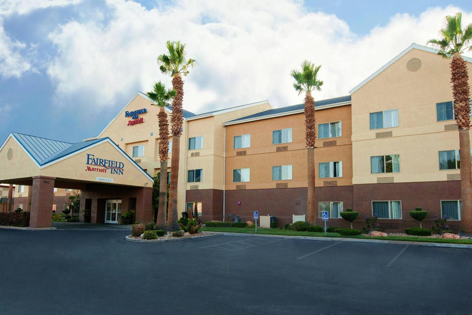 Fairfield Inn Сейнт Джордж Екстериор снимка